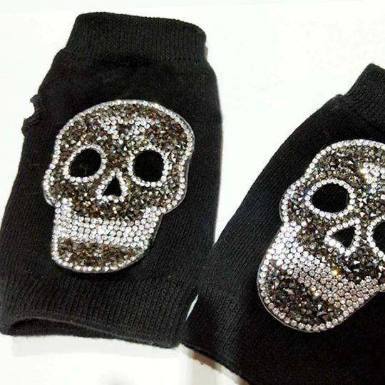Rhinestone knitted short fingerless gloves (16cm) in Black with skull, star, heart rhinestone pattern, Knit Half Finger Driving Gloves