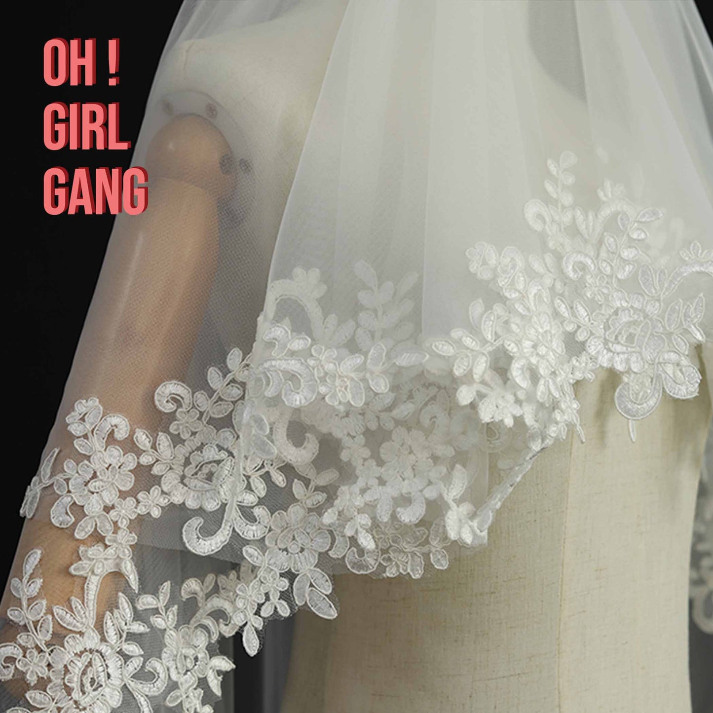 Bridal Veil edged with Floral Lace, Vintage Style Lace, Fingertips Classic 125 cm Long Lace bridal veil, Bachelorette Party Veil