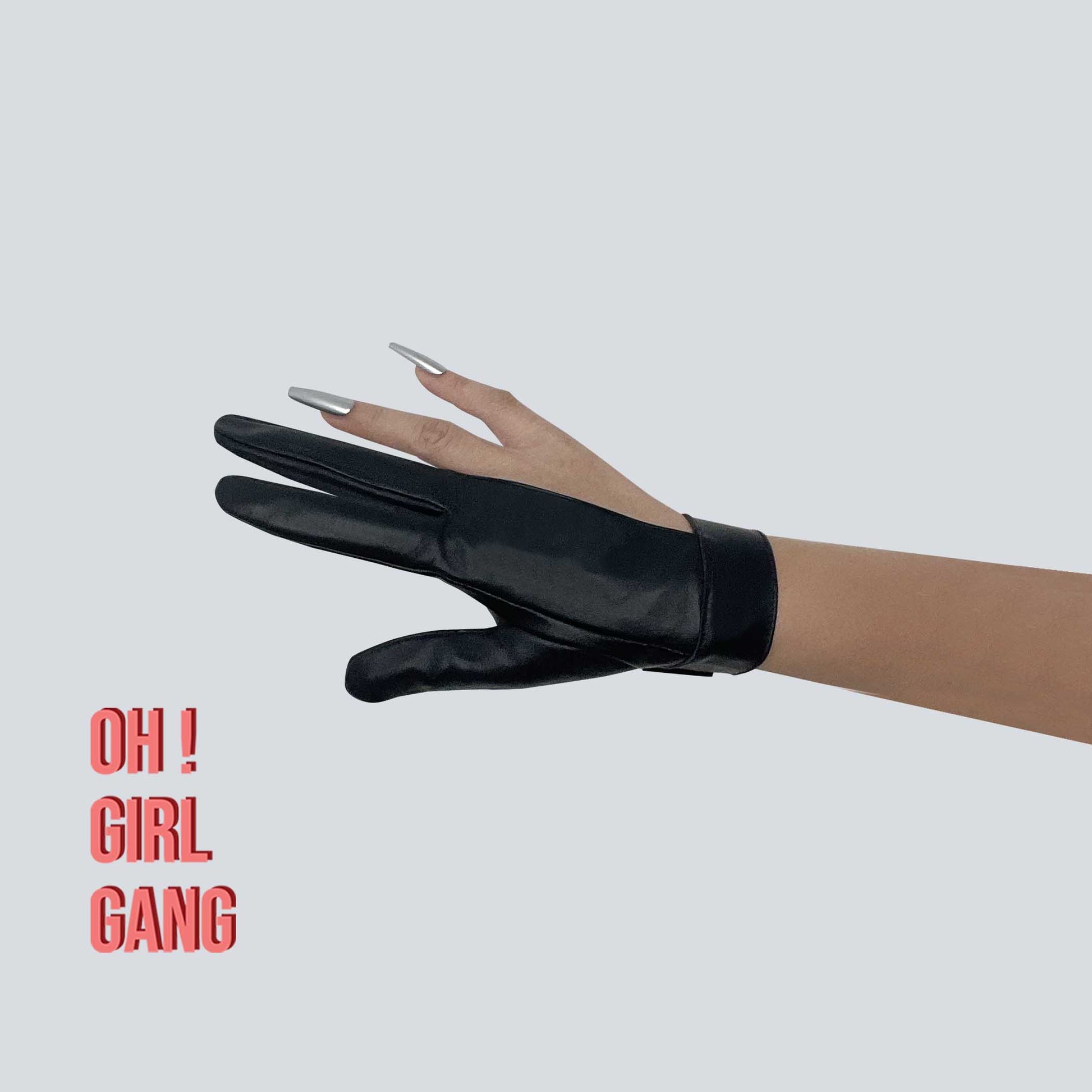 Black Genuine Leather 3-Finger Design – Short Billiard & Snooker Glove Style for Stage / Performance (Female / Male Size)