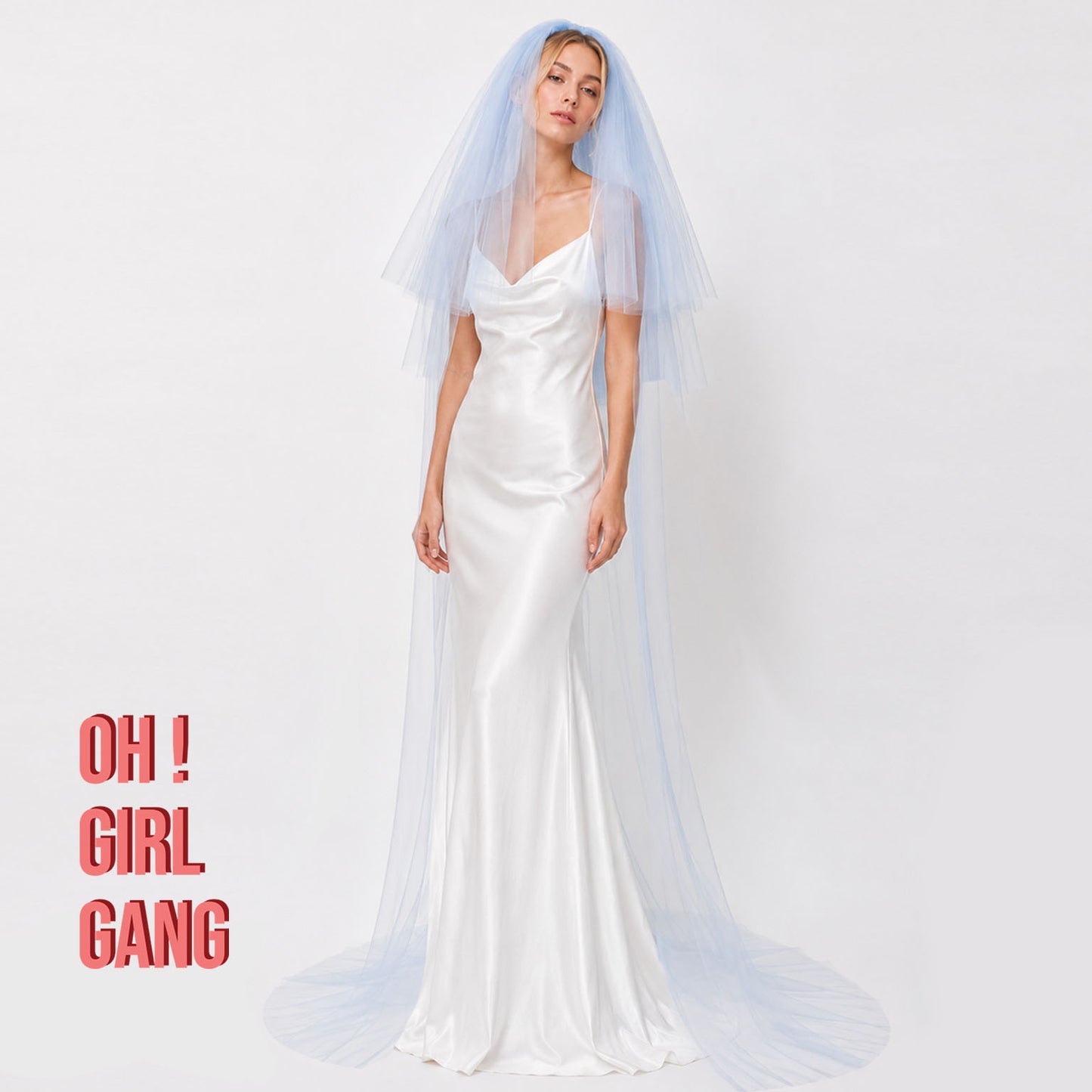 Soft, flowing, and effortlessly elegant, this cathedral veil adds beautiful movement to every step. Whether you choose classic ivory or a romantic pastel shade like lilac, light pink, or light blue, this veil is designed to make your bridal look truly unforgettable. 3 meter cathedral length 3 layers long veils
