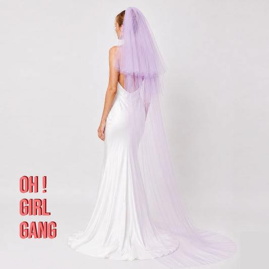 Soft, flowing, and effortlessly elegant, this cathedral veil adds beautiful movement to every step. Whether you choose classic ivory or a romantic pastel shade like lilac, light pink, or light blue, this veil is designed to make your bridal look truly unforgettable. 3 meter cathedral length 3 layers long veils