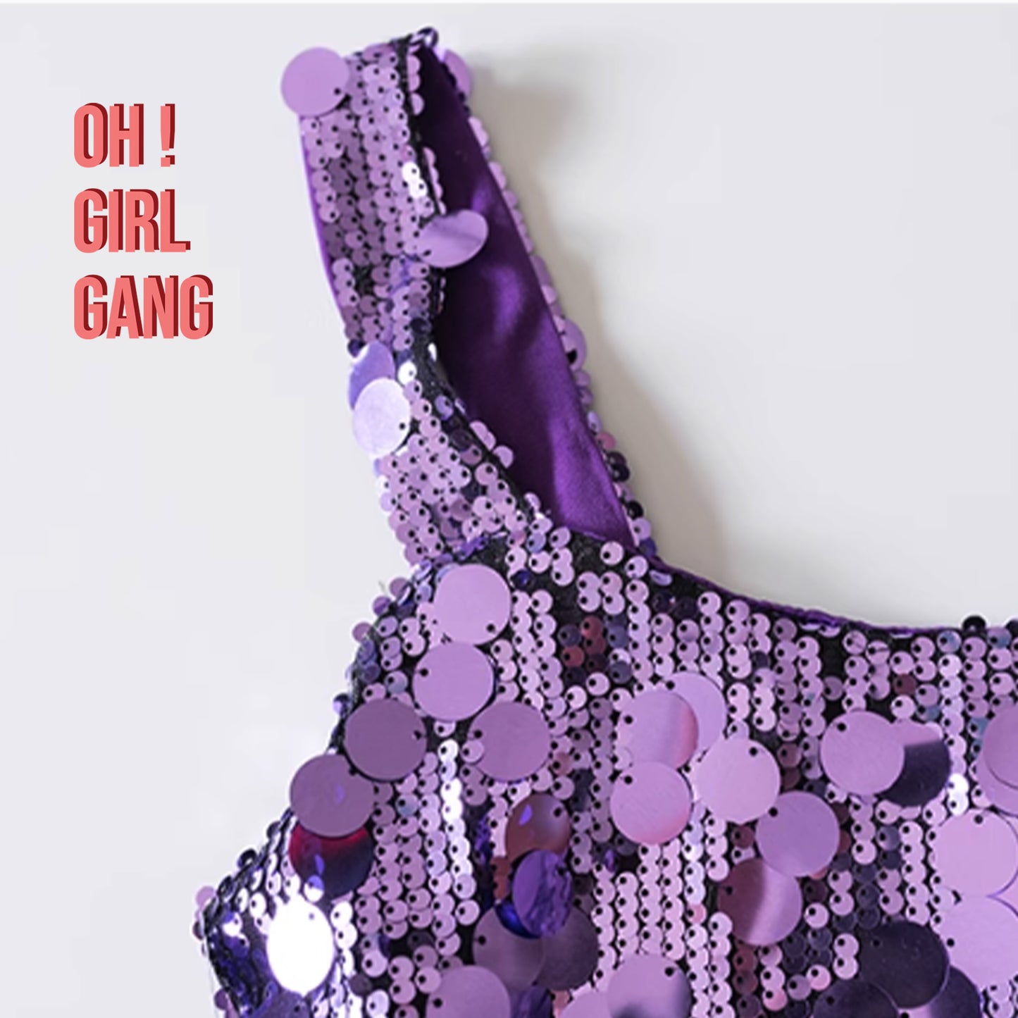 #SequinTop #CroppedTop #BlingTop #FestivalOutfit #PartyWear #RaveStyle #ConcertLook #Clubwear #Y2KTop #StatementStyle #OhGirlGang #GlamFashion #BlingBling #GlitterTop #NightOutLook #OneSizeTop #ColorfulGlam